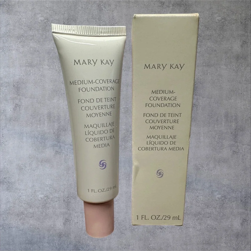 Mary Kay Medium-Coverage Foundation Ivory 200 356000 1oz NEW - Pink Cap Liquid